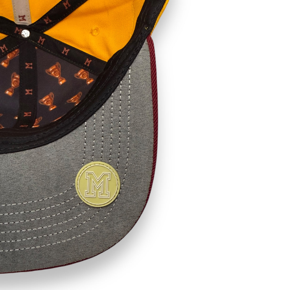 INDIOS DE MAYAGÜEZ x DLAB YELLOW SNAPBACK BURGUNDY BRIM CLASSIC INDIOS